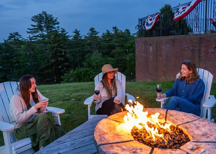 Bluenose Inn - Bar Harbor Collection