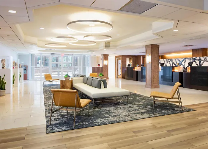 Doubletree By Hilton Hotel & Suites Pittsburgh Downtown