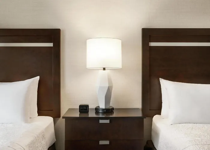 Hampton Inn Portland Downtown Waterfront