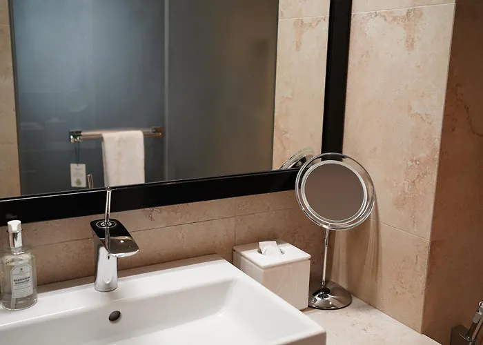 11 Mirrors Design Hotel