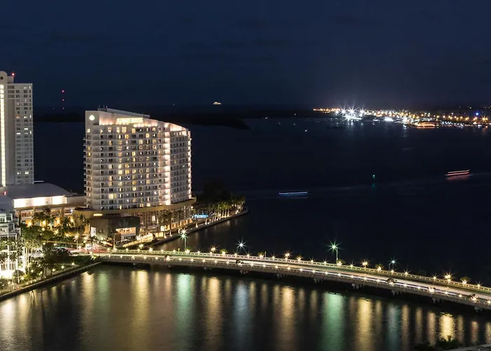 Brickell By Miami Vacation Rentals