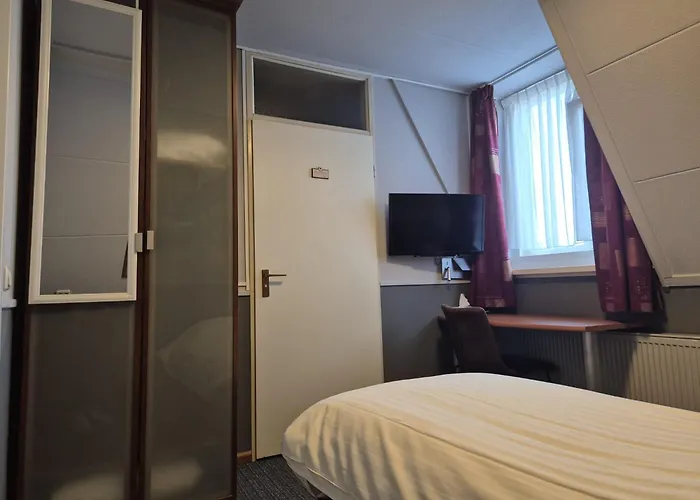 Hotel,cafe,biljart POT
