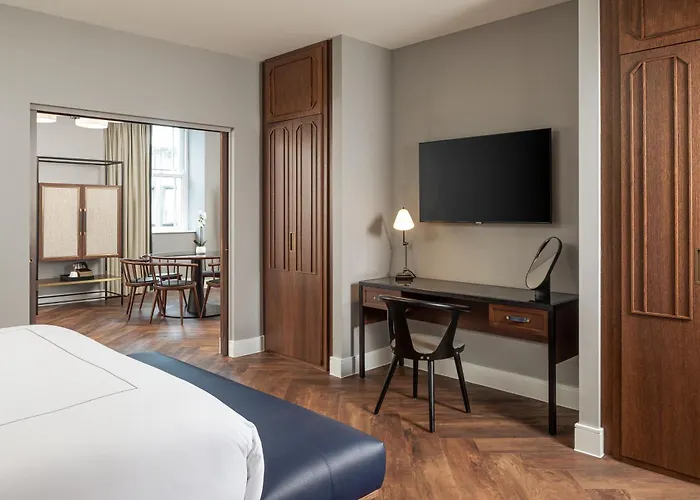 The Parkgate Hotel
