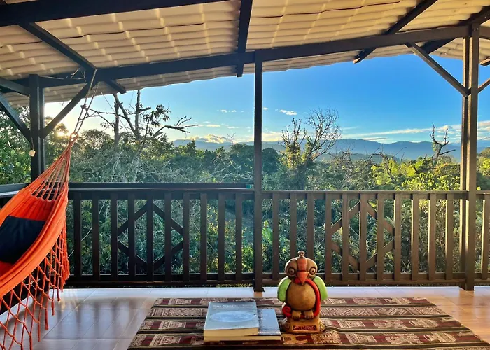 Waka Maru Guest House