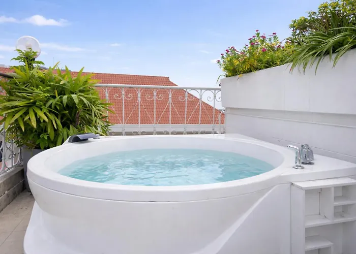 Amazinn Places Private Rooftop And Jacuzzi IX