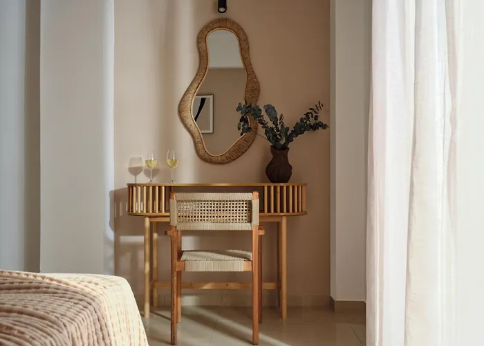 C'Est La Vie - Beachfront Accommodation