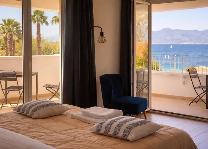 Thalassa Panoramic Suites