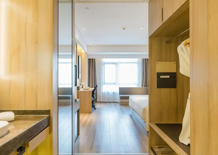 Atour Hotel Hangzhou Zhuantang Songcheng Academy Of Fine Arts
