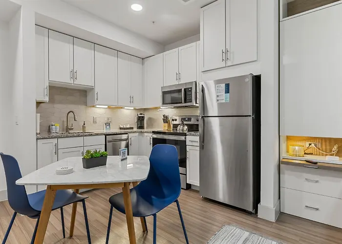 Placemakr Austin Downtown, Apartments By Hilton