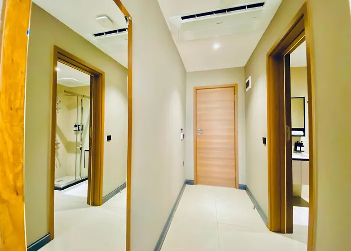 New Amaan Hotel