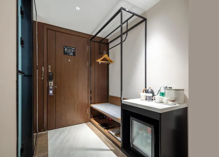 Atour X Hotel Ningbo Zhenhaizhuang Avenue