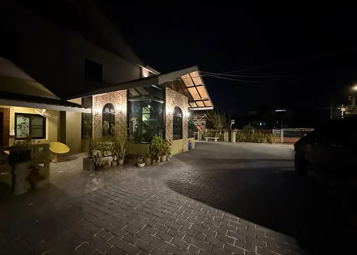 Khlong Bang Phra Boutique Hotel