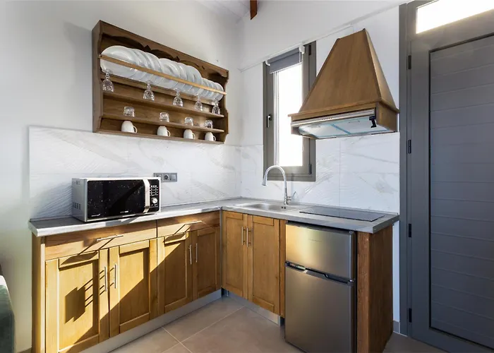 Eneos Boutique Residences - Koroni Poolside&Garden Retreats