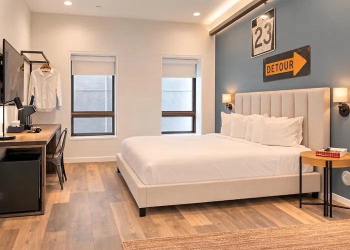 Sosuite At The Queen - Queen Village