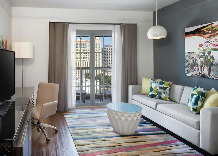 Hotel Colonnade Coral Gables, Autograph Collection