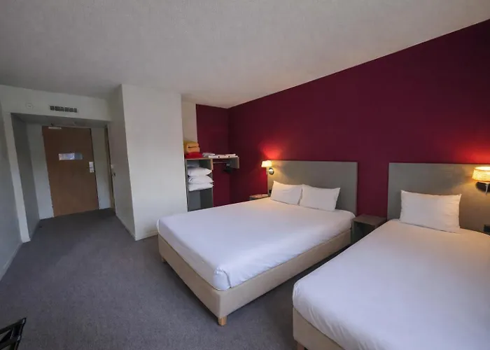 The Originals City, Hôtel Les Bruyères, Dax Nord (Inter-Hotel)