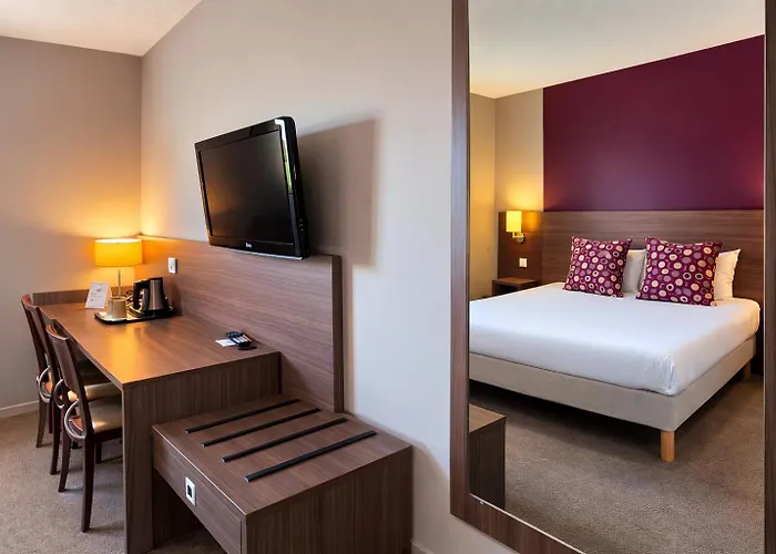 The Originals City, Hôtel Les Bruyères, Dax Nord (Inter-Hotel)