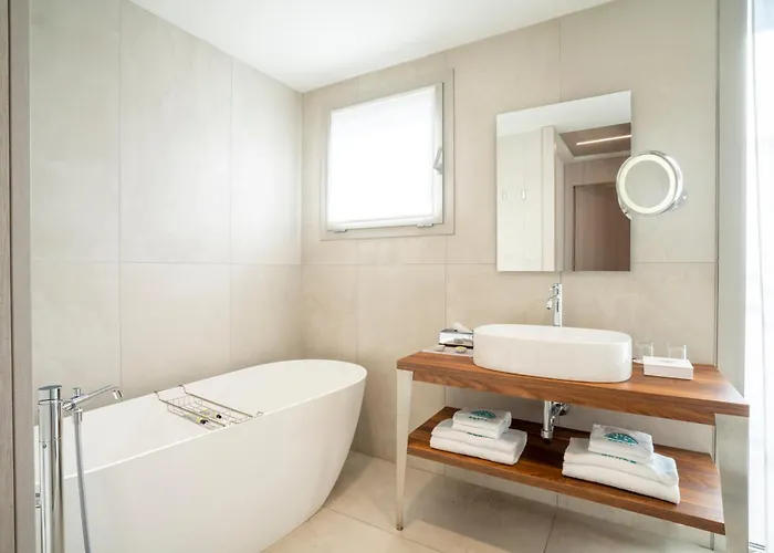 Splendido Bay Luxury Spa Resort