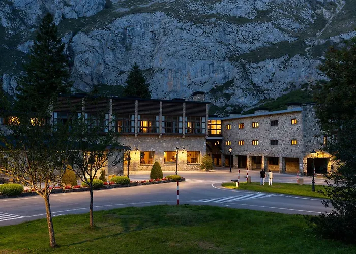 Parador De Fuente De
