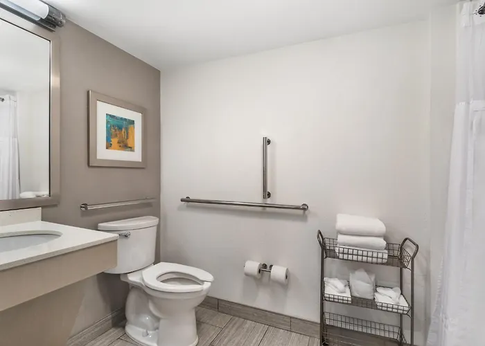 Holiday Inn Knoxville N - Merchant Drive By Ihg
