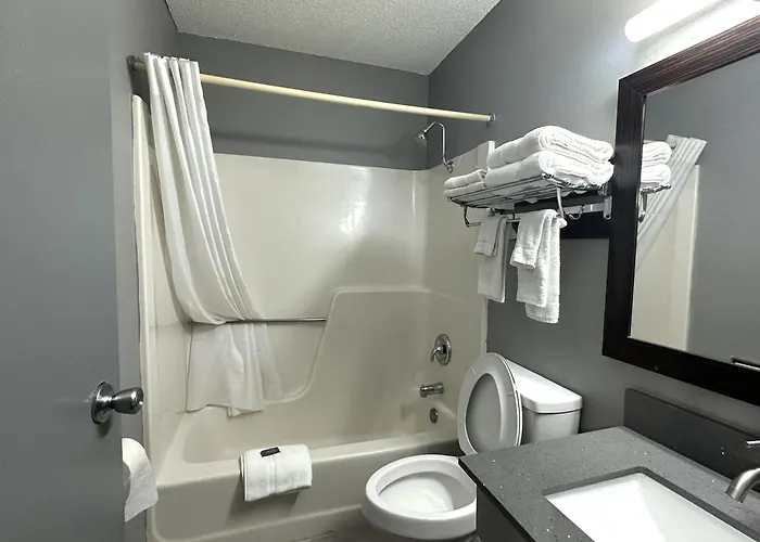 Americas Best Value Inn Fargo