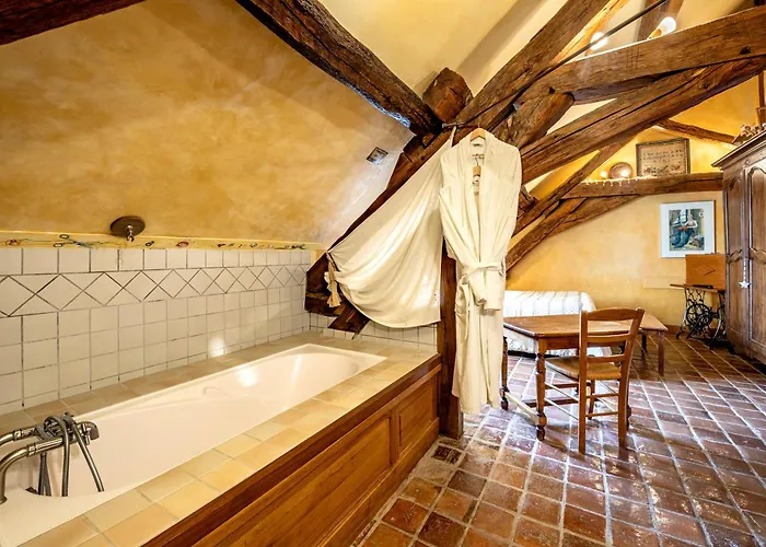 Hotel De La Beursaudiere