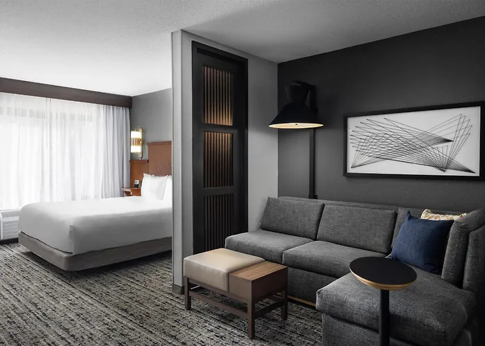 Hyatt Place El Paso Airport