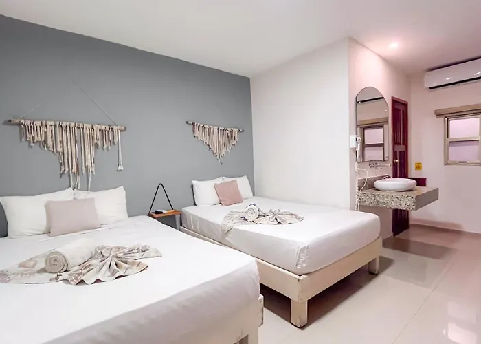Ahava Hotel
