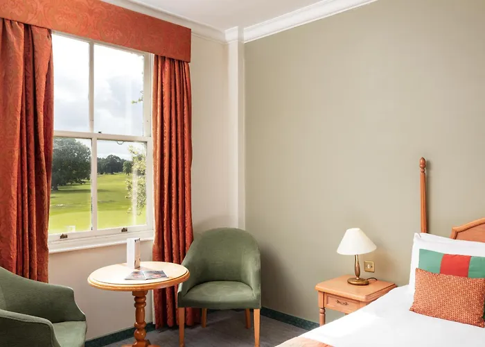 Coulsdon Manor Hotel And Golf Club