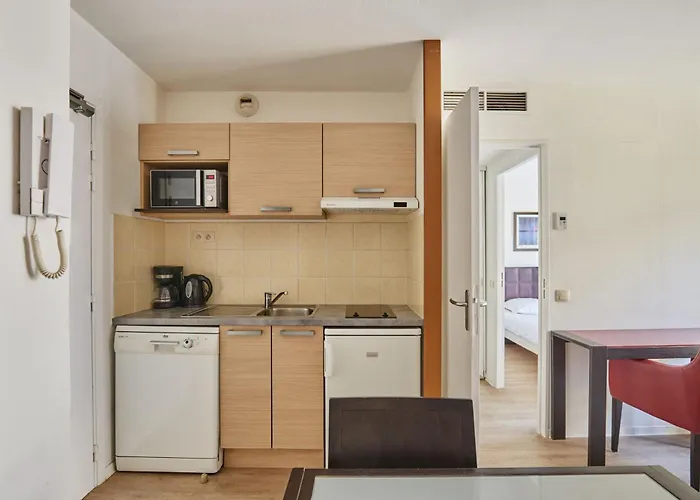 Appart'Hotel Odalys City - Antibes Olympe