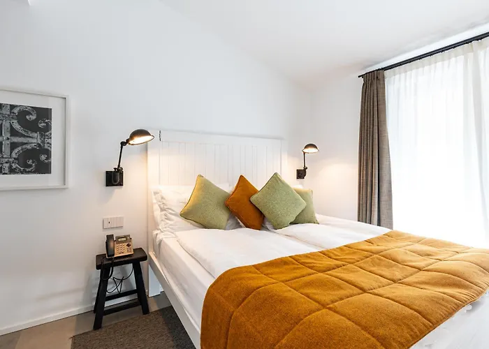 Seta Hotel