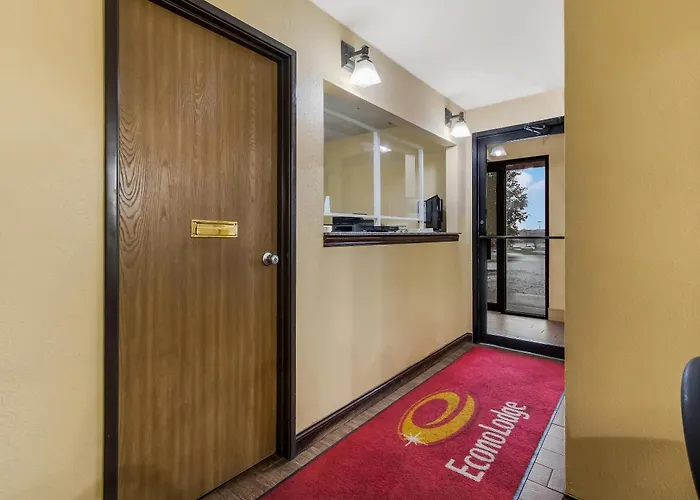 Econo Lodge Inn & Suites Yankton