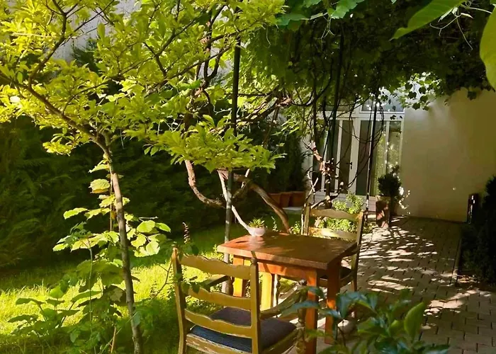 Grand Boutique Hotel