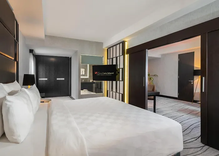 Grand Swiss-Belhotel Darmo