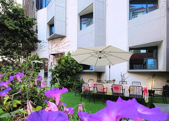 Xiamen 12 Seaside Hotel - Beach-Adjacent About A 3-Minute Walk& English Service & Luggage Storage Service & Freshly Brewed Coffee & Convenient Payment & Pick-Up&Drop-Off Service & 24-Hour Check-In & Exhibition&Conference Center & Huandao Road