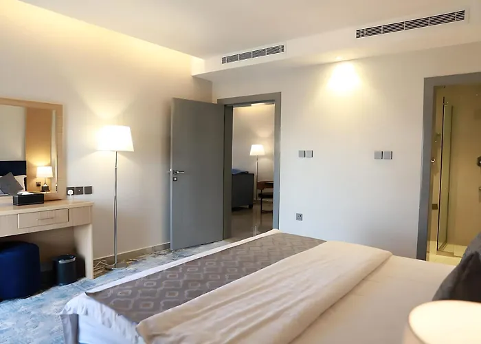 Pearly Hotel
