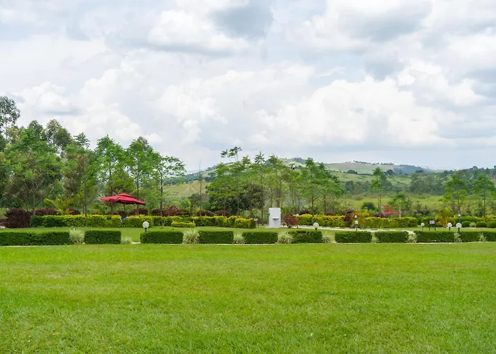 Bwizi Resort And Gardens
