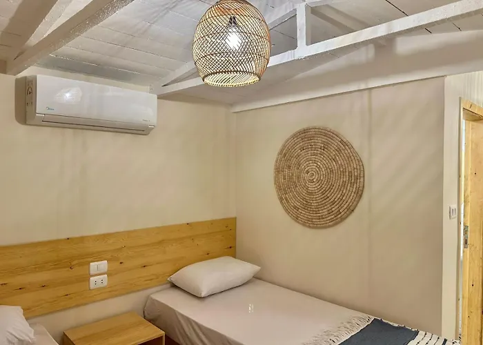 Amanda Beach Hotel
