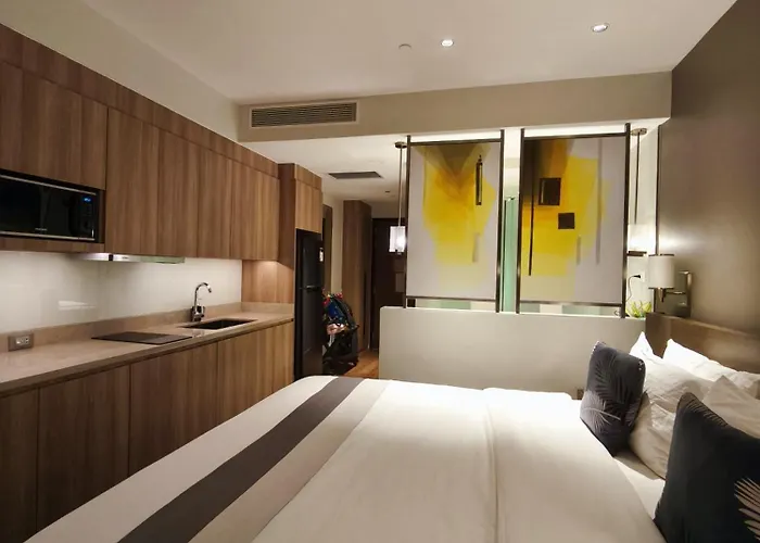 Novotel Residence Suites At Acqua Near Rockwell And Bgc