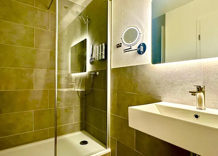 Hotel Bergen Zur Post By Rikas Hotels