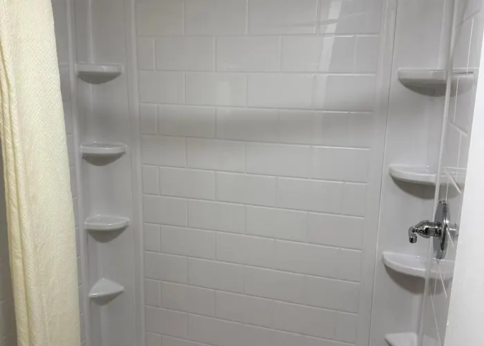 Studios 4 Less Chesapeake