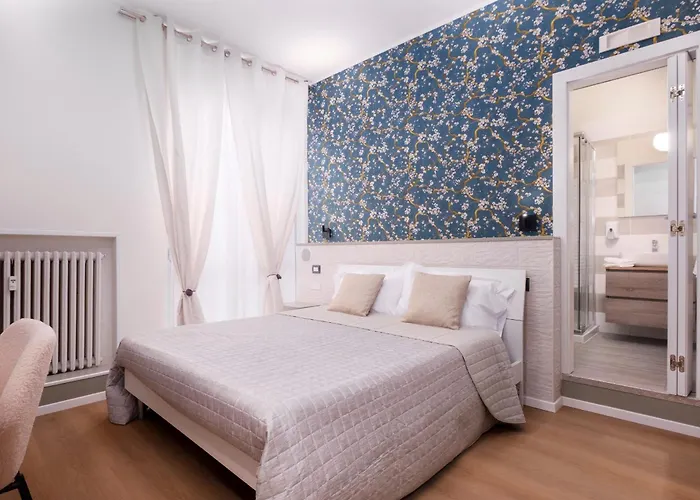 Porta San Felice Relais - Apartment & Rooms