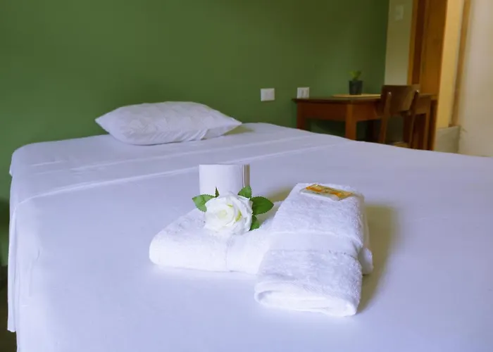 Hotel La Casa Del Paucar