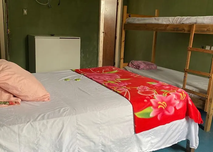 Quarto simples no centro