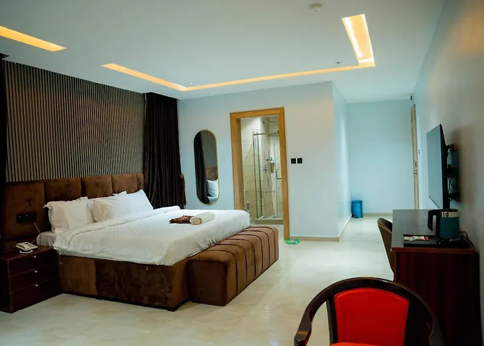 Nirvana City Hotel