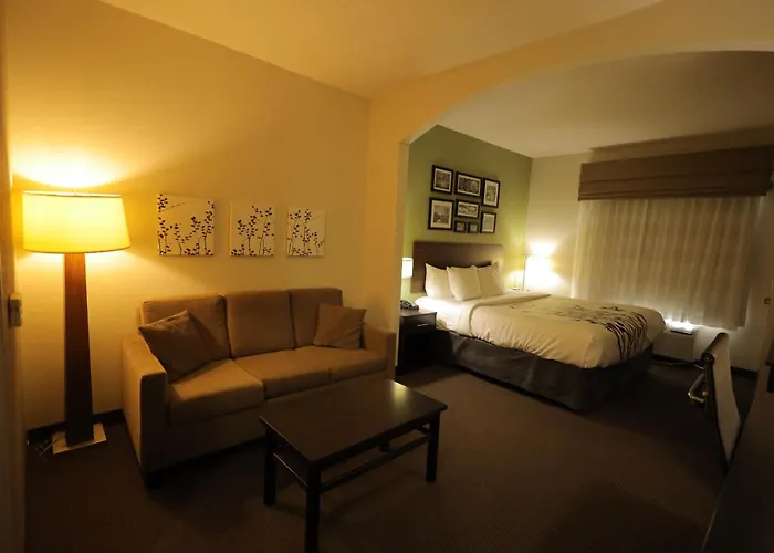 Express Inn & Suites