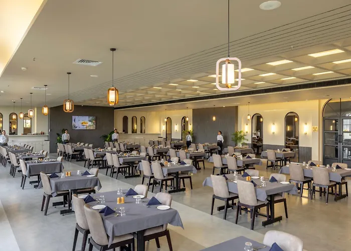 Hotel Neptune Mansingh Inn
