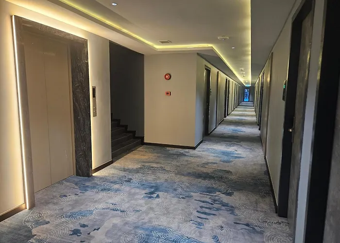 Dbc Hotel