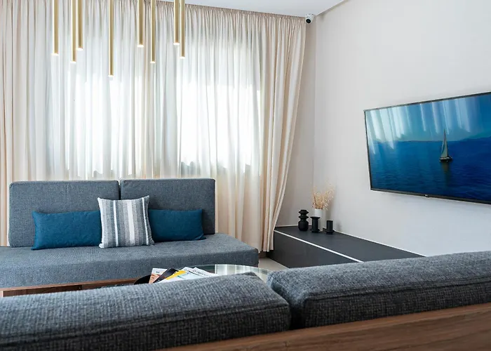 Opulence12 Suites