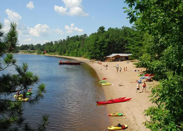 Whitewater Cottage & Rv Resort